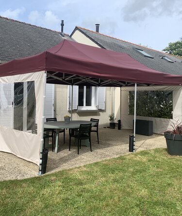 Ecotent E1 series 6x2 m pop up gazebo in a private garden